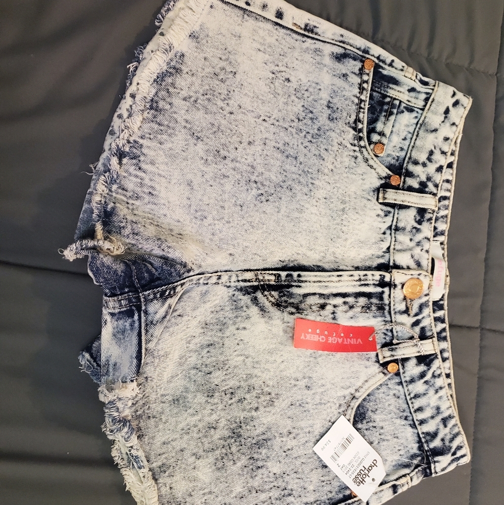 Cute short shorts